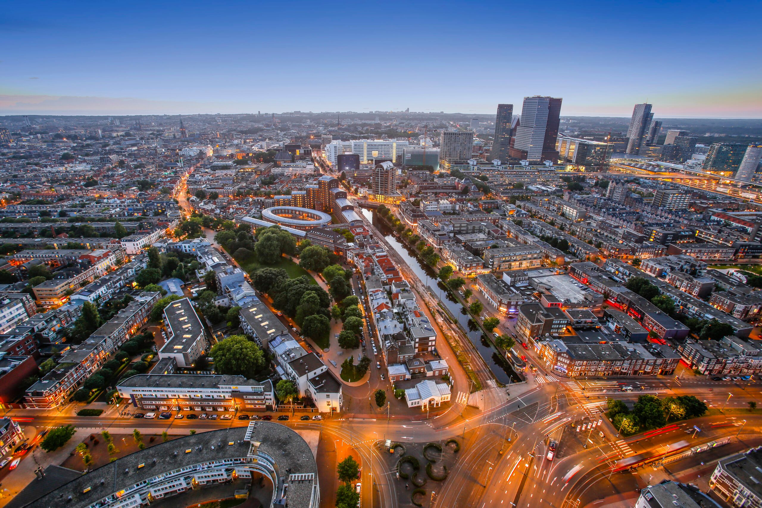 Luchtfoto van Den Haag. Credits 36386 – interne Beeldbank Gemeente Den Haag