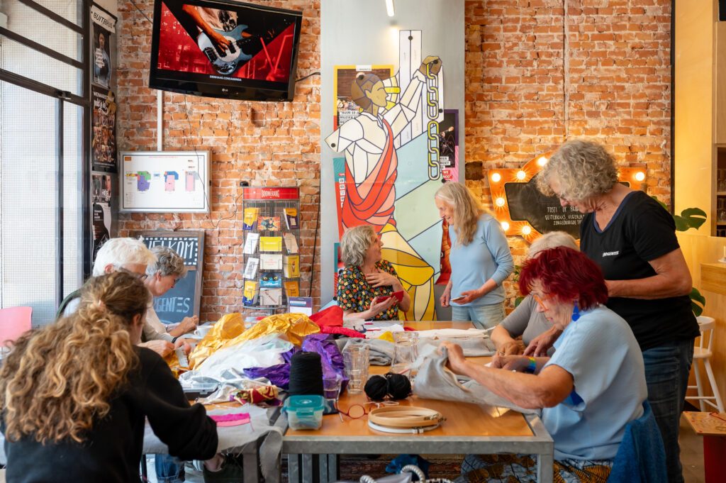 Maakproces Draden van ons Nederlandse slavernijverleden. Foto Myriam Robert